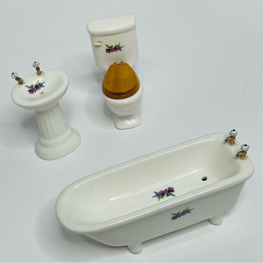 Vintage Dollhouse Miniatures Ceramic Bathroom Set Sink Toilet Tub Pink Flowers